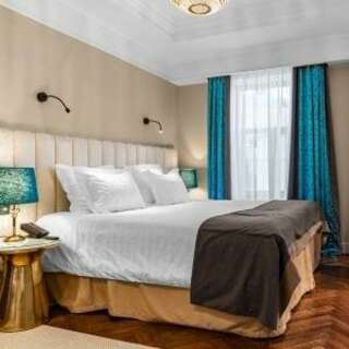 Гостиница Гельвеция Санкт-Петербург Deluxe (двуспальная кровать King size)-6